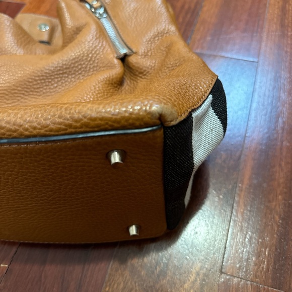 Burberry Brit MAIDSTONE Leather and Canvas Tote in Saddle Brown - Picture 2 of 4